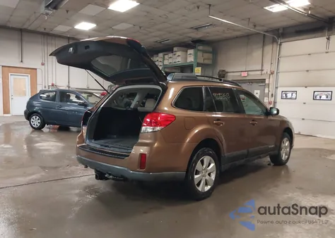 2011 Subaru Outback 2.5I Premium из США, поврежденный, VIN 4S4BRBCC3B3362479